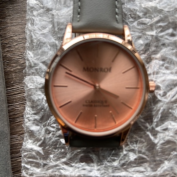 MONROE Rose Gold Watch - Picture 2 of 5